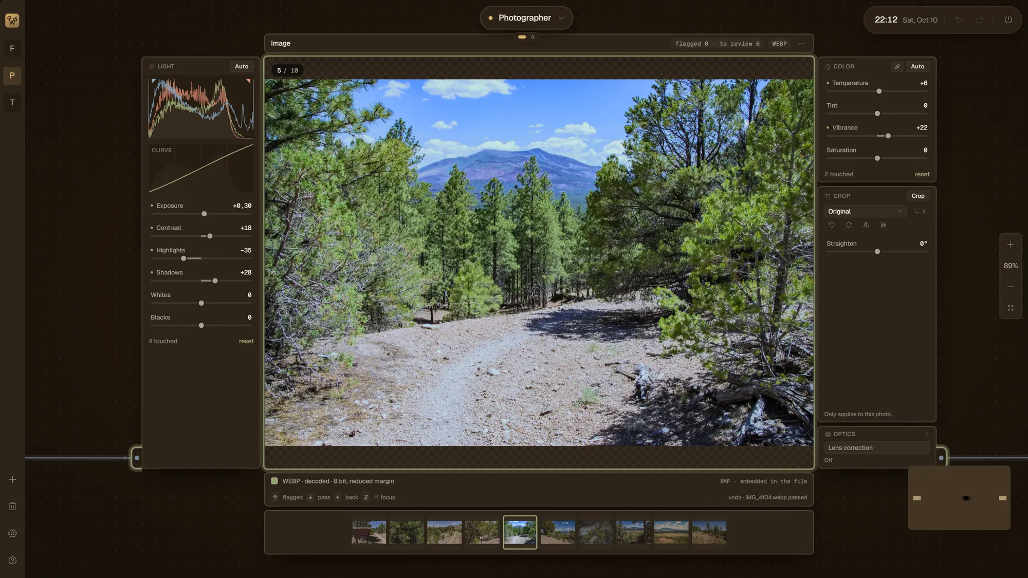 Retouching in the Image node: light, colour and crop around the photo, the rest of the shoot underneath.